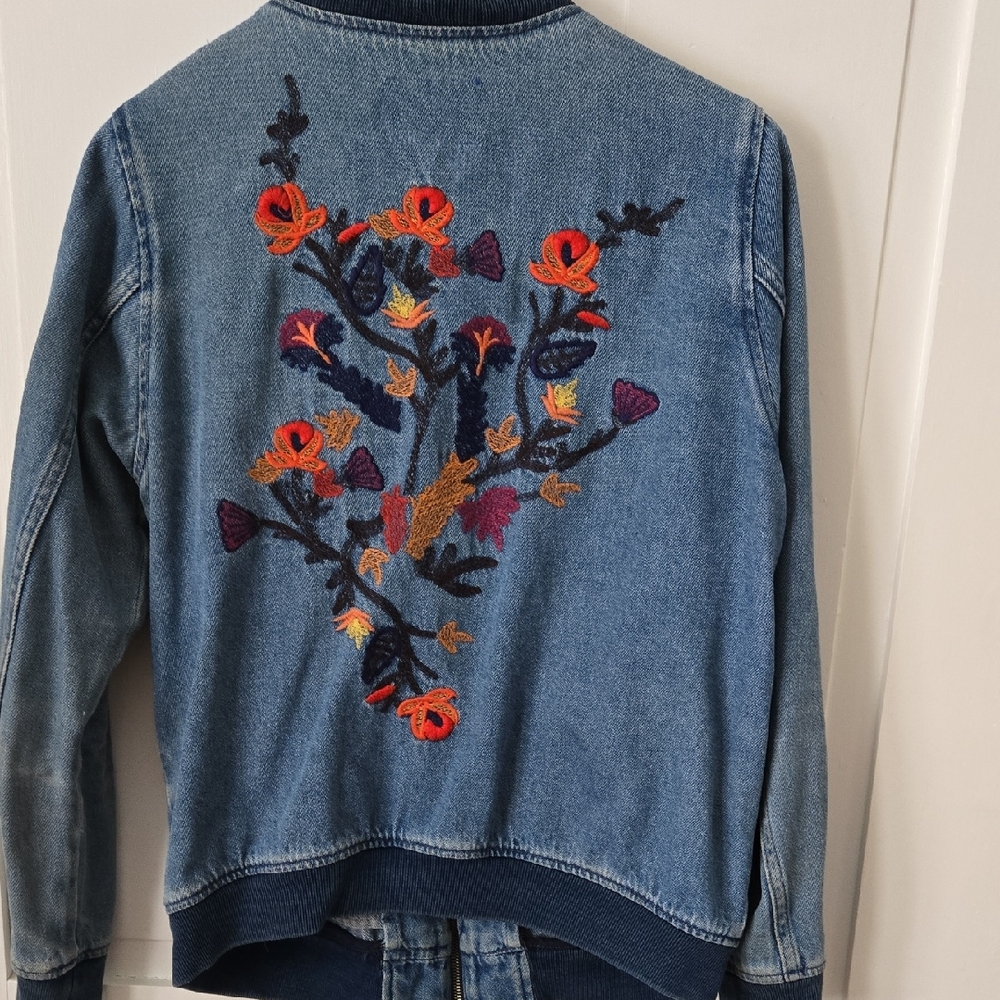 Pull&Bear Blue Jean Jacket with Colorful Embroidery